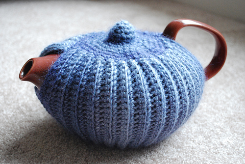 Ravelry: Teapot Cosy pattern by Alexis Layton